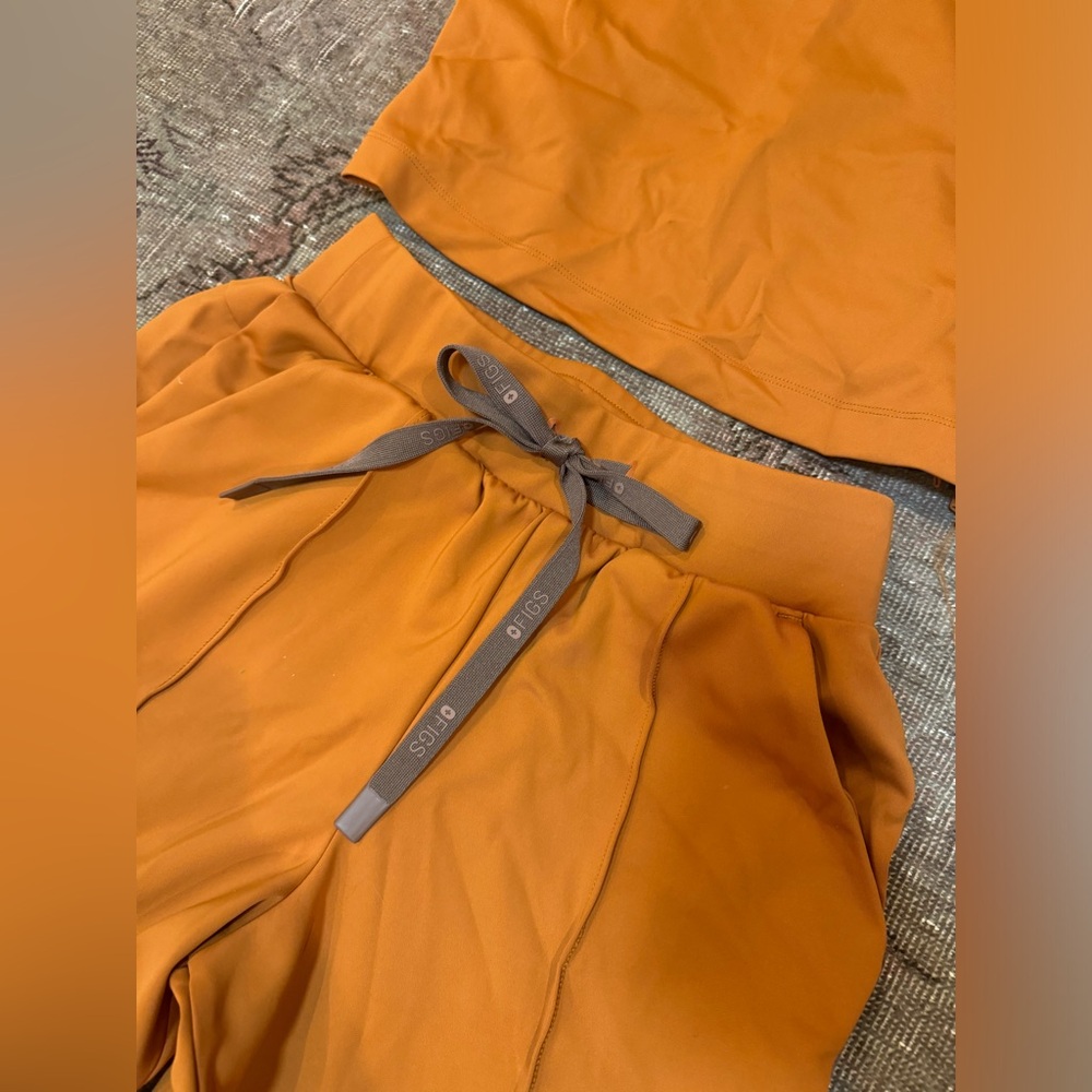 GOLDEN FIGS spiced scrub set - XS-S - Picture 12 of 12